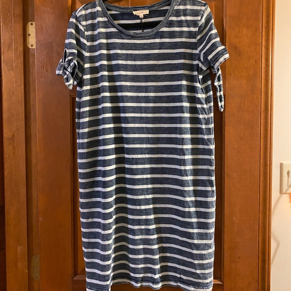 NEW cute striped dress by Jane and Delaney.